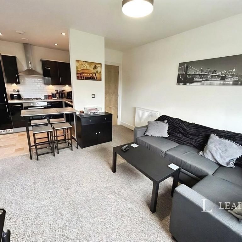 1 bedroom flat to rent - Photo 1