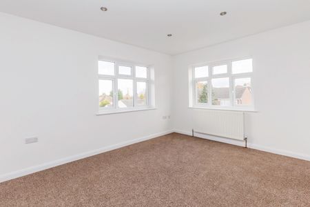 Flat 1, Falcon Court Stockett Lane, Maidstone, Coxheath, ME17 4FT - Photo 4