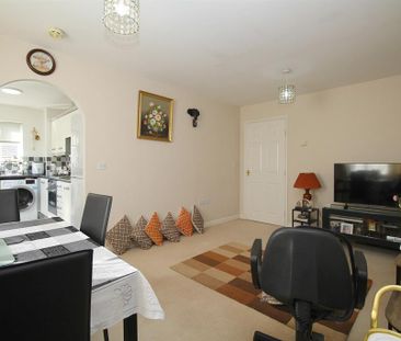 2 bedroom apartment to rent - Photo 2