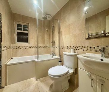 Pearcy Close, Harold Hill, Romford, RM3 - Photo 6