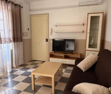 Apartamento de alquiler en Calle Alfarería, 64, Triana Casco Antiguo - Photo 2