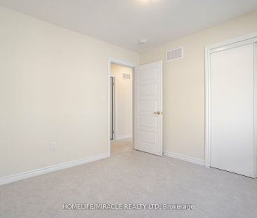 For Lease - 70 Ever Sweet Way, Thorold, Ontario - Photo 2