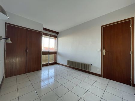 Location Appartement 3 pièces 69m² PERPIGNAN 66000 - Photo 3