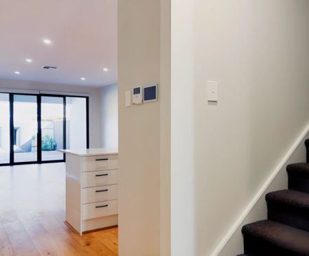 Master Bedroom - Photo 4