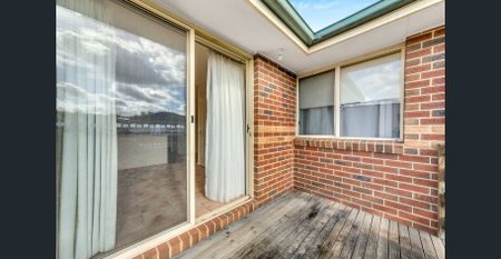 Peaceful Rear Unit Offering Comfort, Convenience and Lifestyle - Photo 5