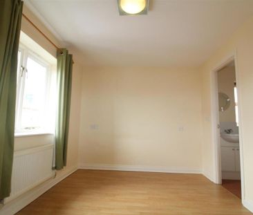 3 bedroom detached house to rent - Photo 6