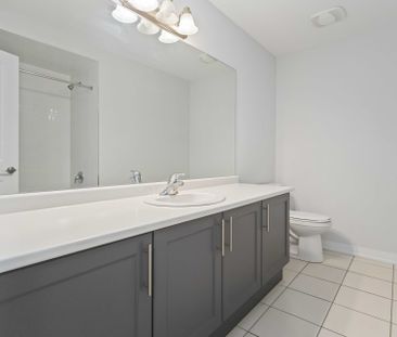 For Lease - 34 Keenan Street, Kawartha Lakes, Ontario - Photo 5