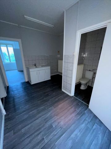 Location Appartement 2 pièces 43m² - Photo 3