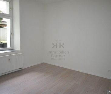 Renovierte 2-Raumwohnung im EG in energetisch saniertem Haus! Auch ... - Photo 2