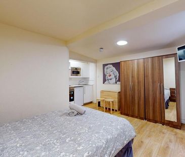Studio to rent - Photo 4