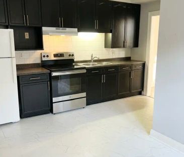 7 Centre St — 1 Bedroom - Photo 1