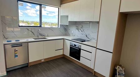 NEAR NEW- 3 bedrooms house in Pukekohe! - Photo 2