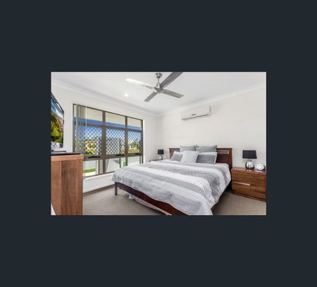 98 Mount Kaputar Ave, Fitzgibbon, Qld 4018 - Photo 2