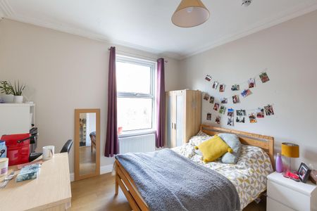 8 Bed - 101 Archery Road, Woodhouse, Leeds - LS2 9AU - Student - Photo 4