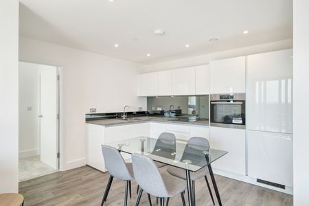2 bedroom apartment to rent - Photo 3