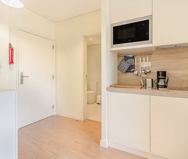 Rua de Gonçalo Cristóvão 250 - Photo 1