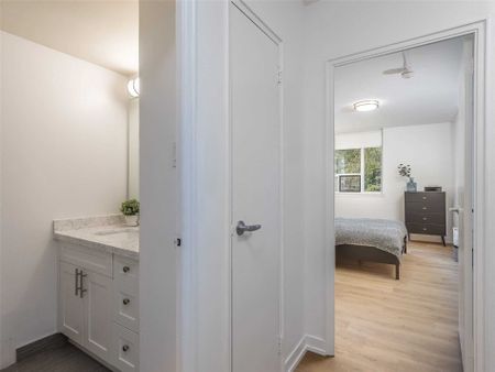 For Lease - 240 Markland Drive Unit# 511, Toronto, Ontario - Photo 5