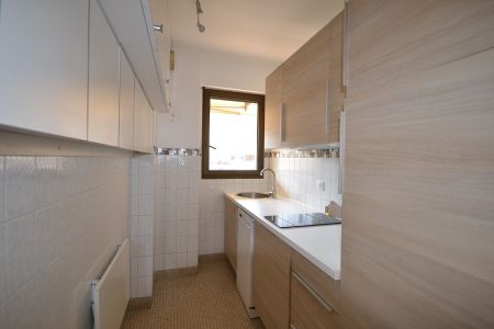 Location Appartement 3 pièces 68m² NICE 06000 - Photo 5