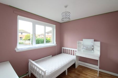 Blackbyres Court, Barrhead - Photo 4