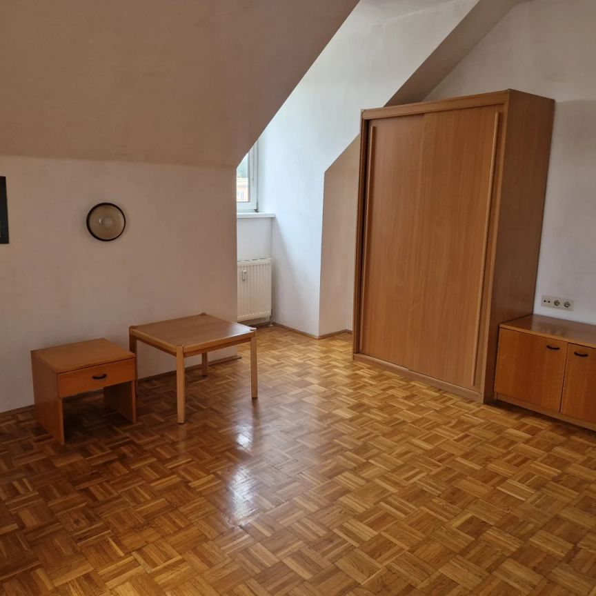 Garconniere im ehem. Hotel Viktoria - Photo 1