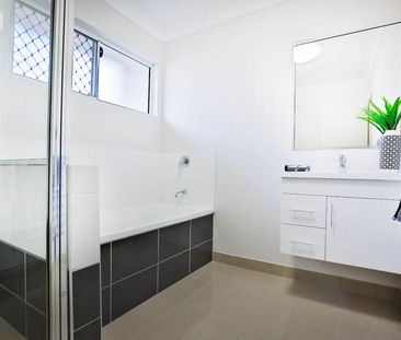 29 Delaware Green, - Photo 5