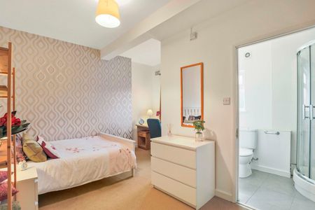 6 Bed Terraced House, St. Stephens Road, LE2 - Photo 3