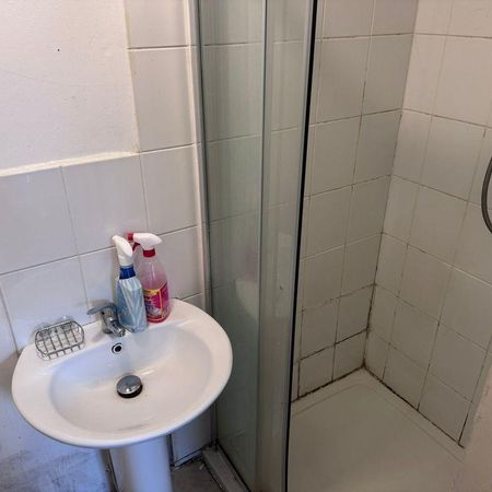 1 bedroom detached house to rent - Photo 3