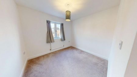 3 bedroom flat to rent - Photo 5