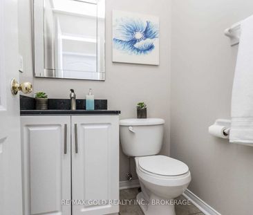 For Lease - 136 Bunchberry Way, Brampton, Ontario - Photo 2