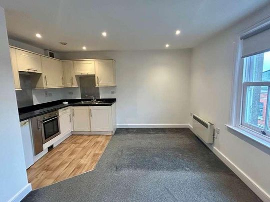 High Street, Banbury, OX16 - Photo 1