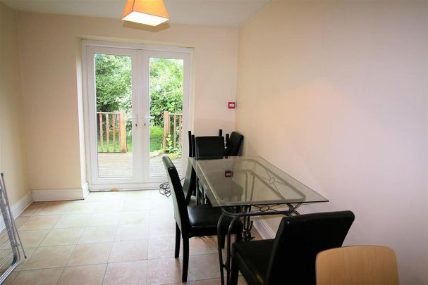 6 bedroom private hall to rent - Photo 1