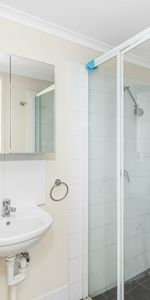 1 BEDROOM 1 BATHROOM FURNISHED STUDIO UNIT - Photo 3