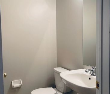 For Lease - 57 Luisa Street, Bradford West Gwillimbury, Ontario - Photo 6