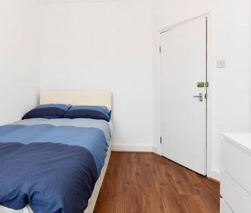 7 bedroom flat share to rent - Photo 4