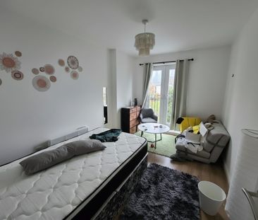 2 Bed Flat, East Union Street, M16 - Photo 3