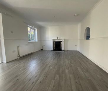 3 bedroom detached house to rent - Photo 2