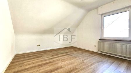 Gepflegte Dachgeschosswohnung mit Balkon in Kreuztal - Foto 3