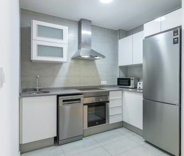 Carrer del Túria, Valencia, Valencian Community 46008 - Photo 2