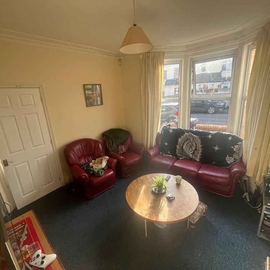 Room in a Shared House, Strathmore Road, BS7 - Photo 1