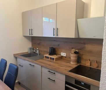 Tolle 2-Raum-Wohnung im Erdgeschoß mit Balkon - Photo 1