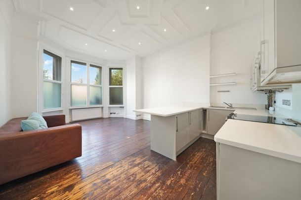 Willesden Lane - Photo 1