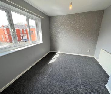 2 bedroom detached house to rent - Photo 2