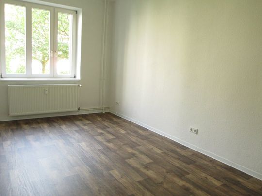 Alles was du benötigst: Balkon, Tageslichtbad und Gemütlichkeit in deinem neuen Zuhause! - Foto 1