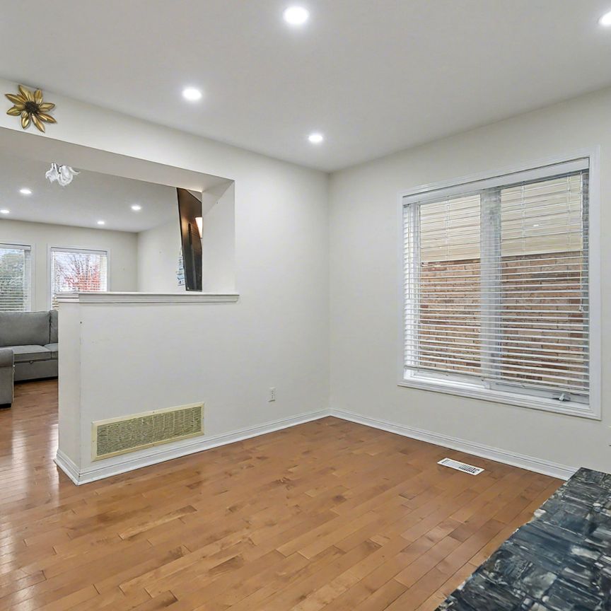 For Lease - 24 Baintree Way, Cambridge, Ontario - Photo 1