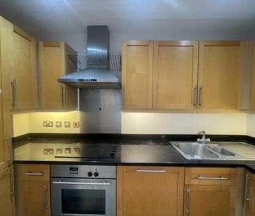 2 bedroom flat to rent - Photo 4