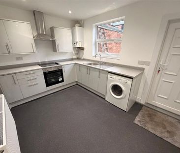 2 bedroom terraced house to rent - Photo 6