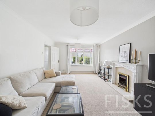 4 bedroom detached house to rent - Photo 1