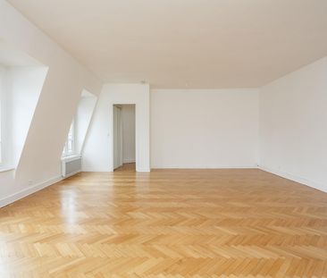 location Appartement T4 DE 102.45m² À PARIS - Photo 3