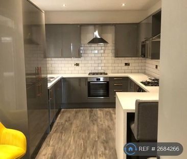 9 bedroom terraced house to rent - Photo 6