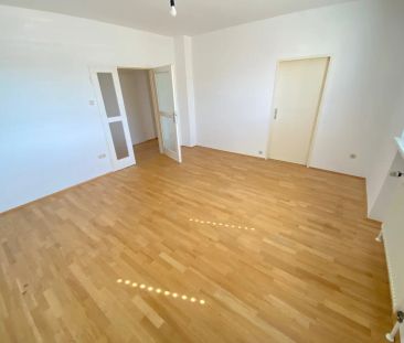 4 ZIMMERWOHNUNG MIT BALKON NÄHE MOZARTKREUZUNG - Foto 1